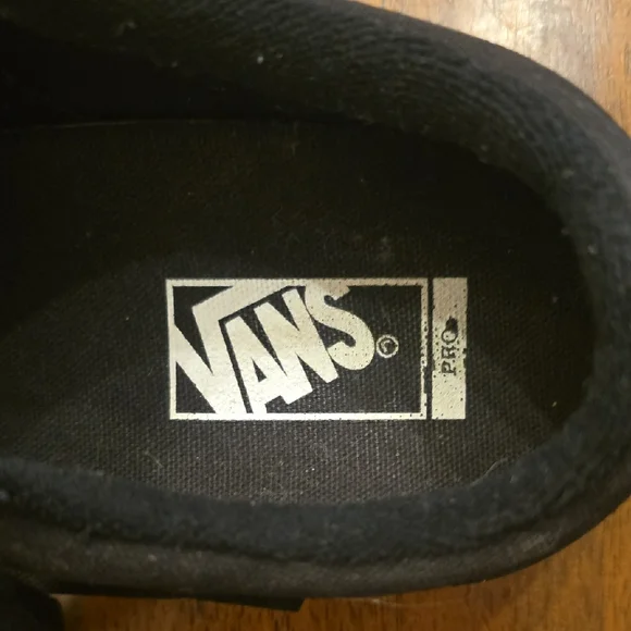 Vans Old Skool Black Sneakers Classic Skate Shoe 7.5 - Picture 7 of 8